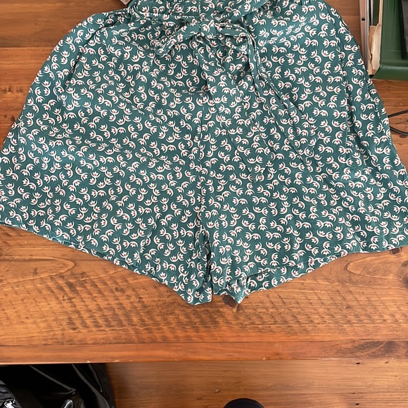 Rails Floral Romper Size M - Picture 6 of 9